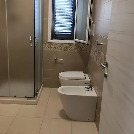 La Rondine Bed Guest house Ficarazzi
