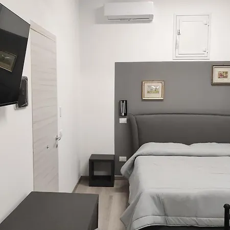 Guest house La Rondine Bed *
